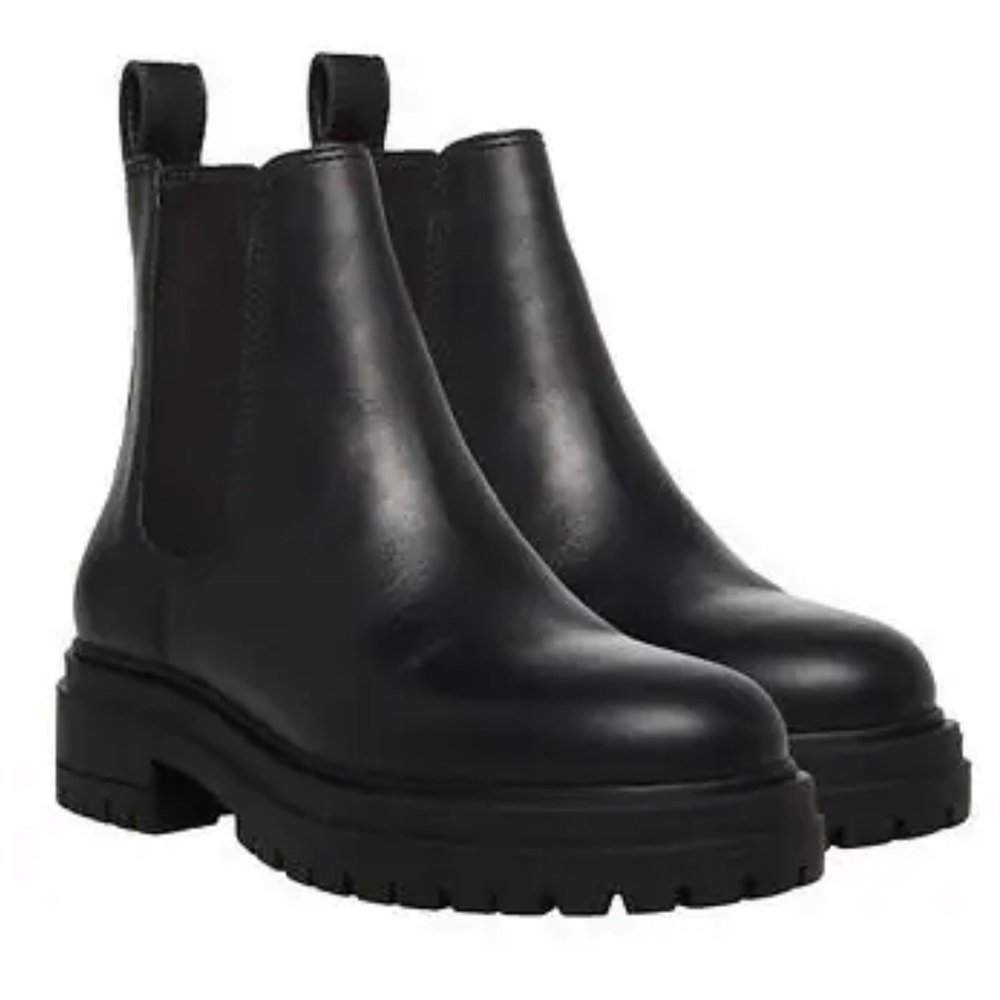 STEVE MADDEN - CHELSEA BOOT